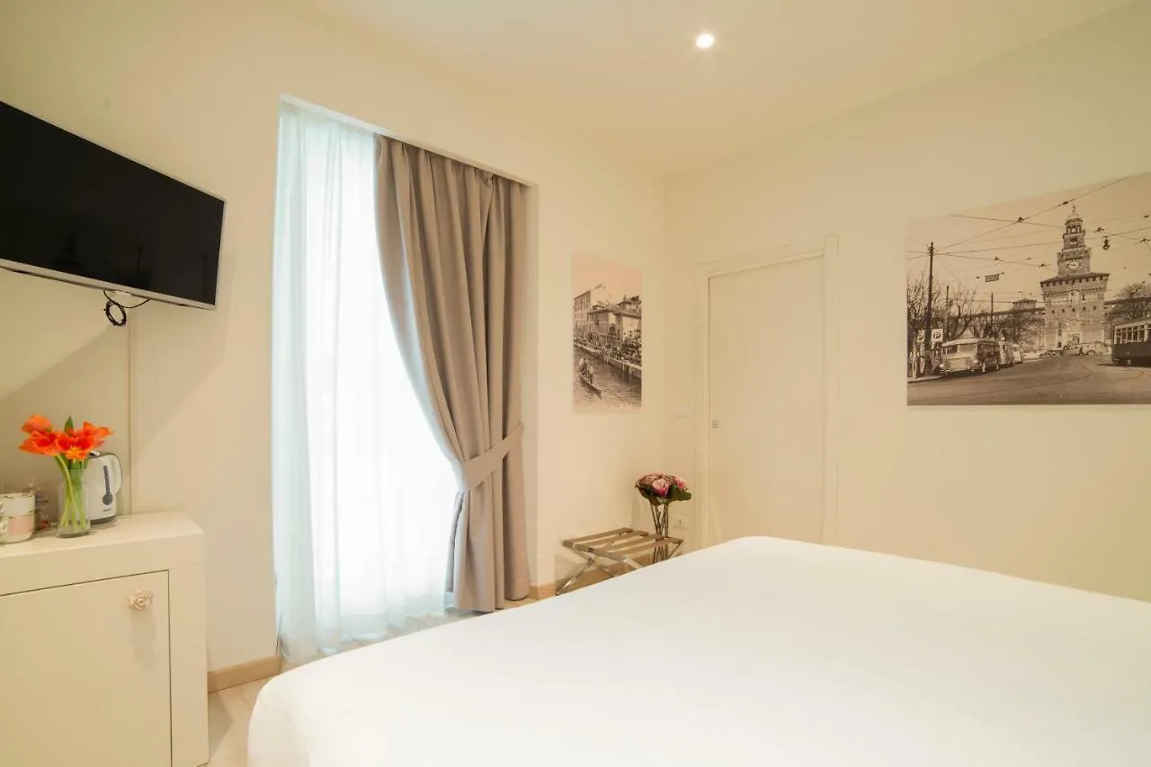 Rooms Milano Duomo מילאנו