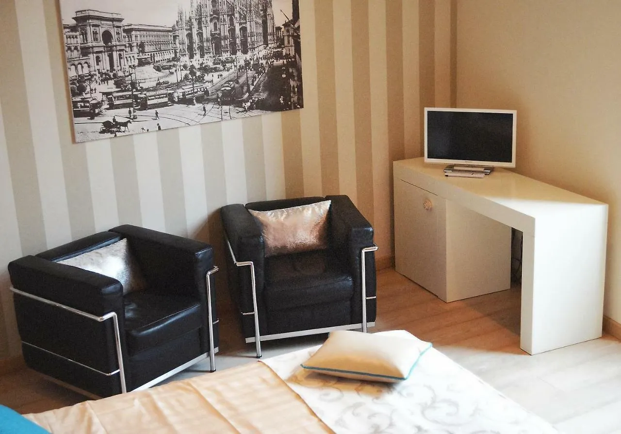 בית הארחה Rooms Milano Duomo