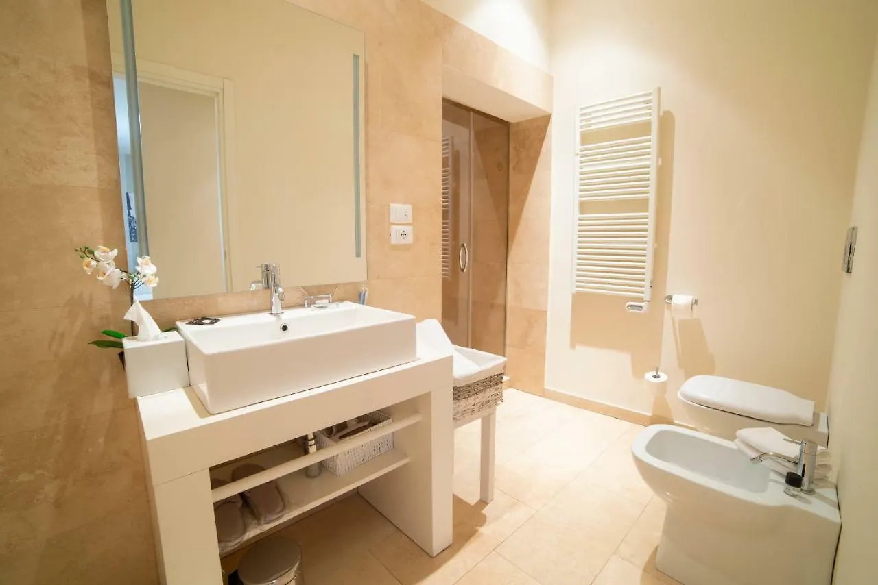Rooms Milano Duomo מילאנו