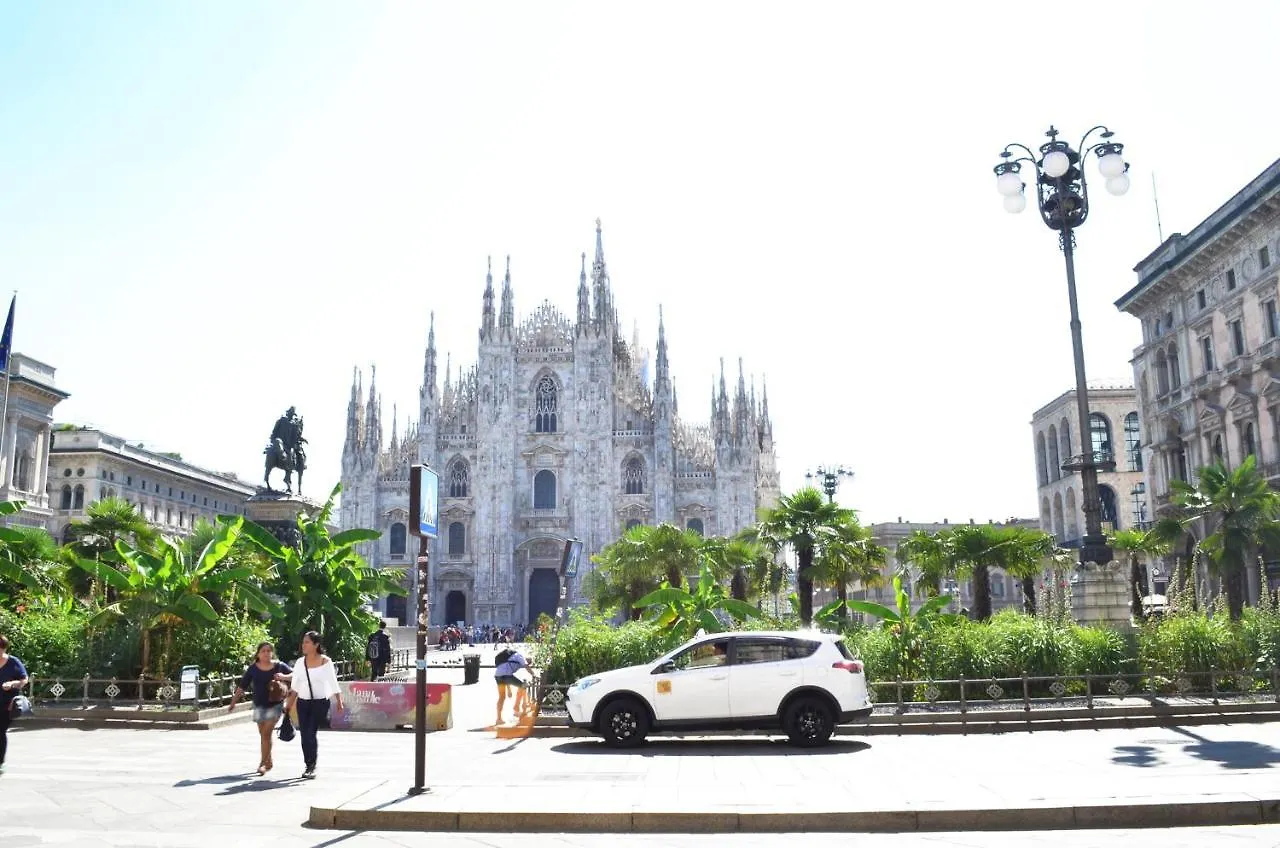 Rooms Milano Duomo איטליה