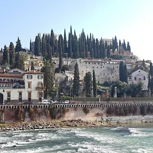 Casa Giorgione Di Luca & Paola Vérone