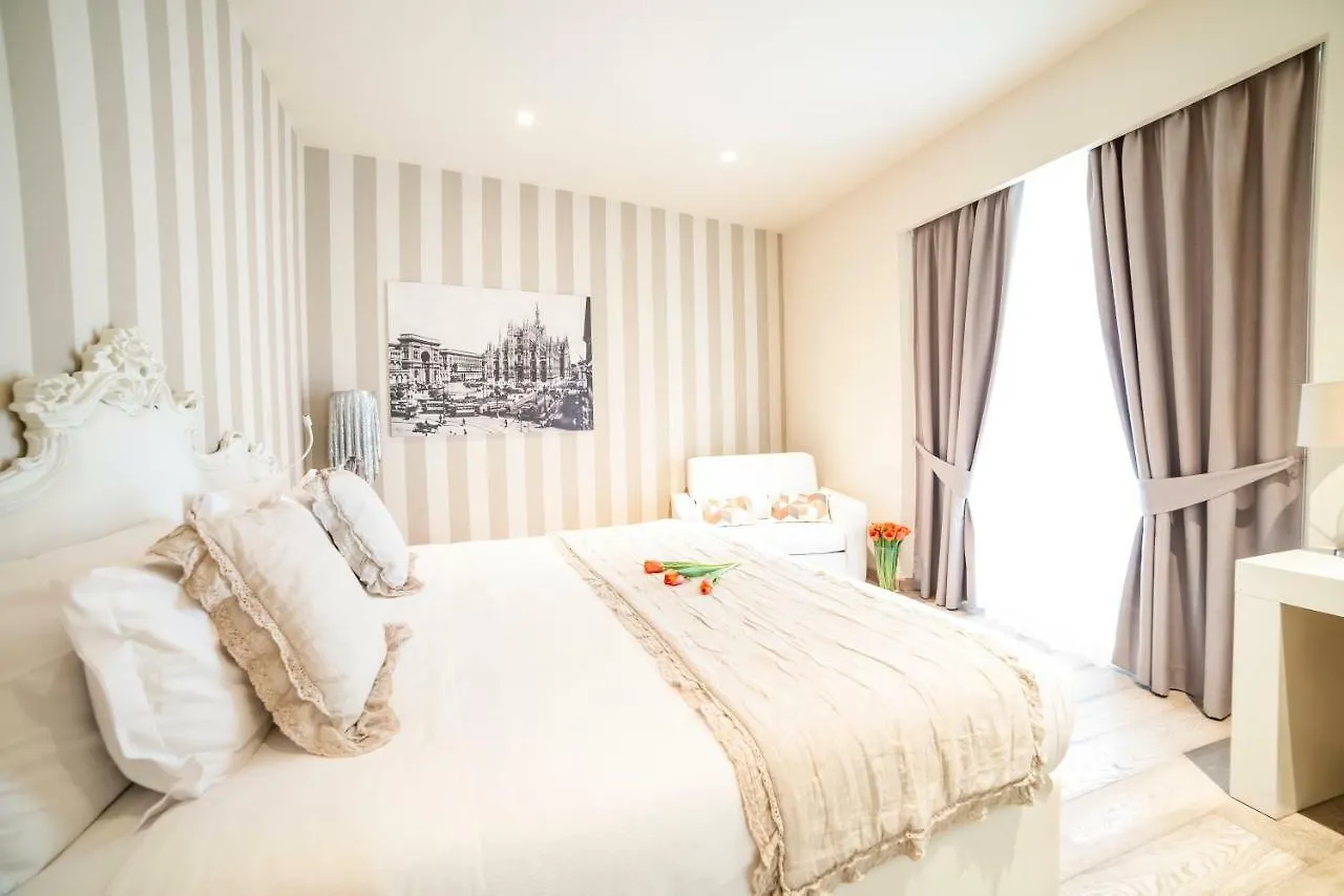 Rooms Milano Duomo Milan